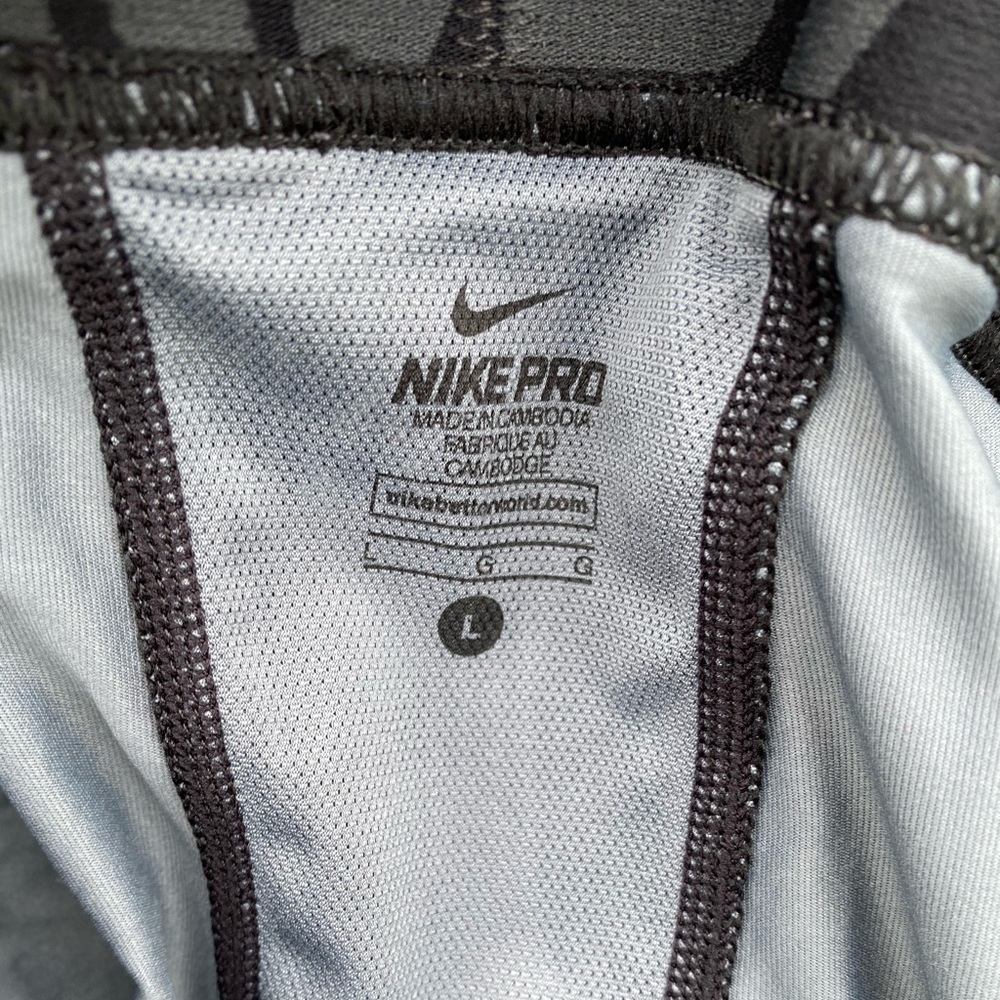 Nike Pro Men’s Capri legging dri fit sz L camo - Picture 3 of 4